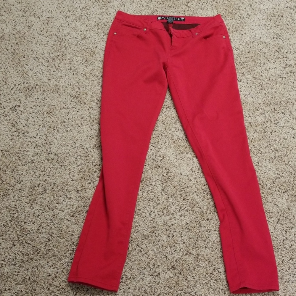Red skinny pants